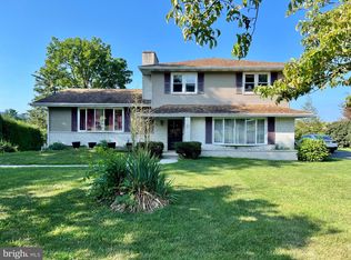 21 N Sheridan Rd, Newmanstown, PA 17073