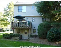 2nd image of 33 Carriage House