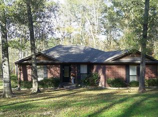 53 Southwood Forest Rd, Huntsville, TX 77340