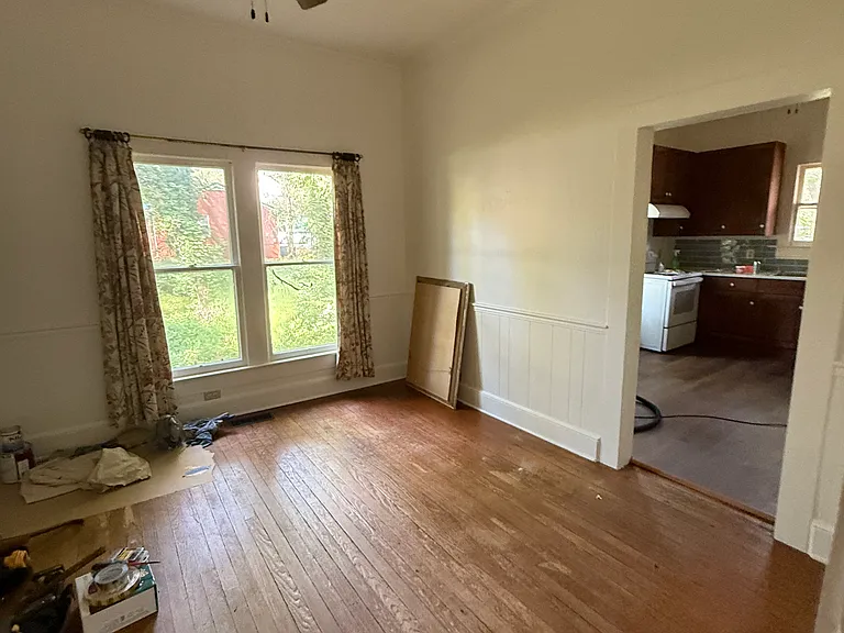 250 Hillsboro St — Photo 6