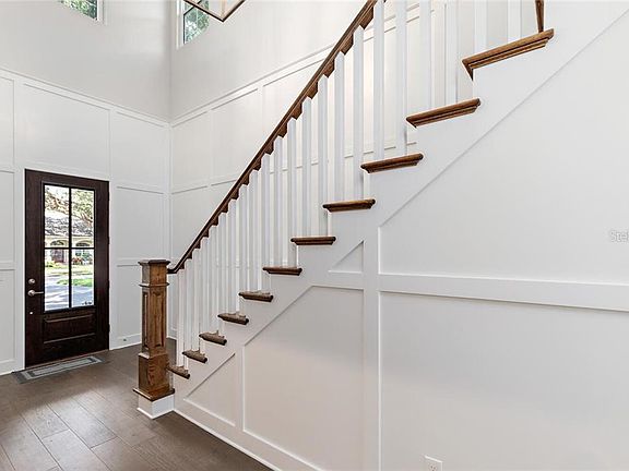 5th image of 4010 W San Nicholas St