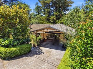 7020 Saroni Dr, Oakland, CA 94611