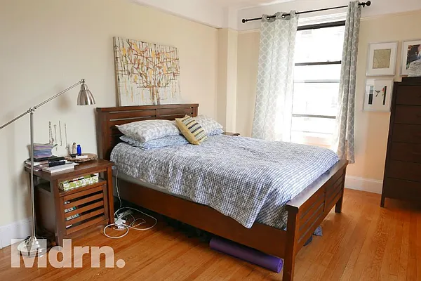 Rented by Mdrn Residential | media 6