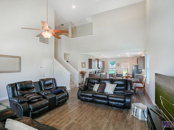 5th image of 8959 Cherry Laurel Ave