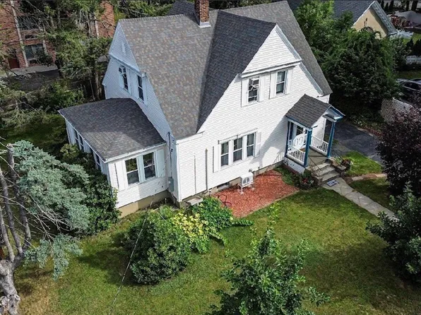 22 Bluff Ave, Fitchburg, MA 01420