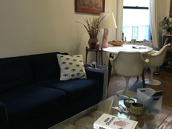 2nd image of 417 E 6th St APT 18