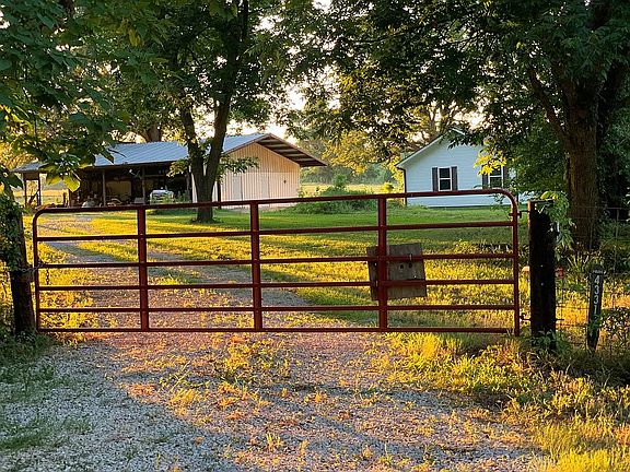 5th image of 4331 County Road 217 E