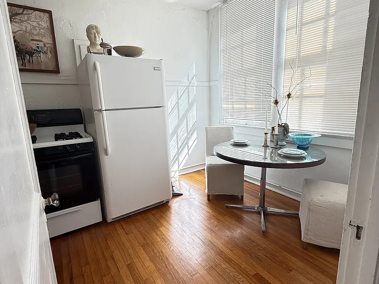 7825 Saint Charles Ave — Photo 27