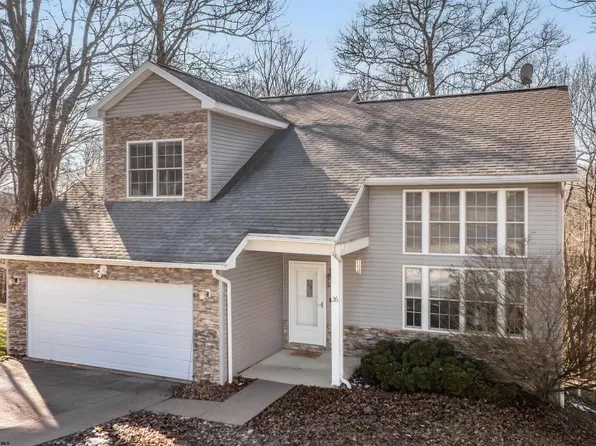 26 Oakton Dr, Morgantown, WV 26508