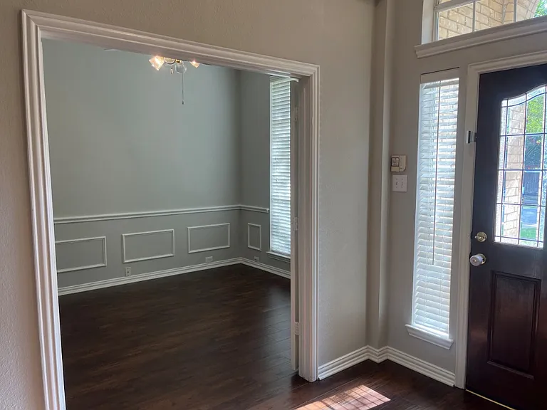 2702 View Mdw — Photo 23