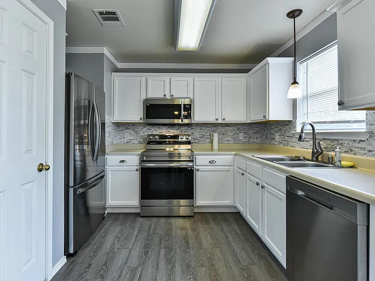 4600 Donegal Bay Ct — Photo 10