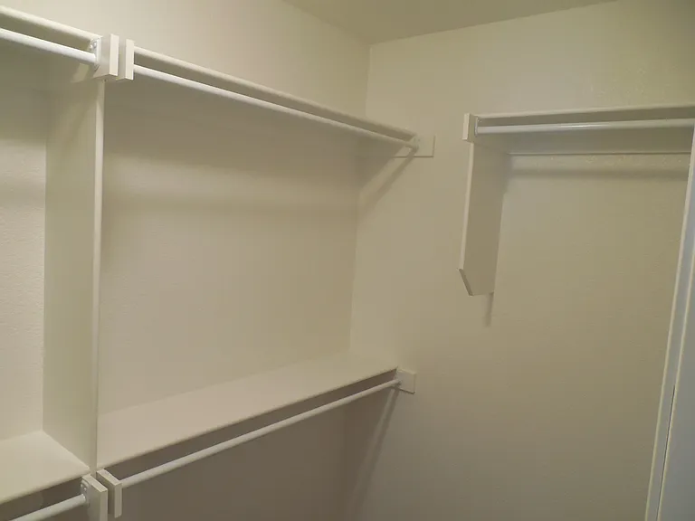 1111 Gardenia St — Photo 34