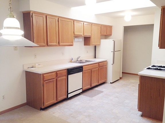 3rd image of 41620 Berly Dr