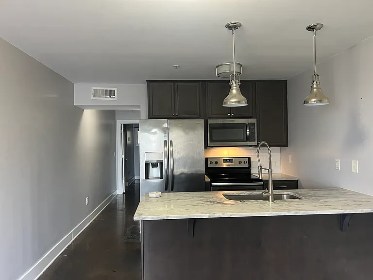 2507 Clifton Ave #103 — Photo 9