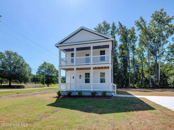 201 W Williams Street, Burgaw, NC 28425