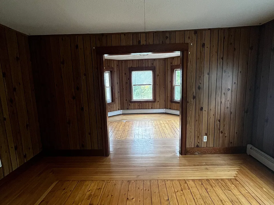 28 Central Ave #2