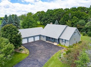 8S530 Marie St, Big Rock, IL 60511