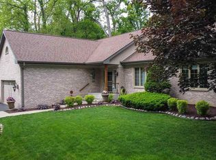 7835 Louella Dr, Roscoe, IL