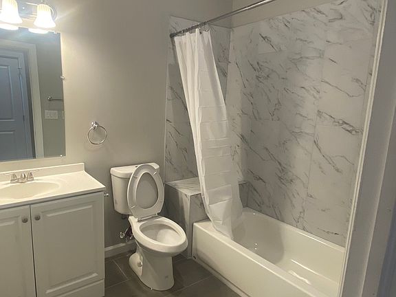 5th image of 4900 Unruh Ave #4