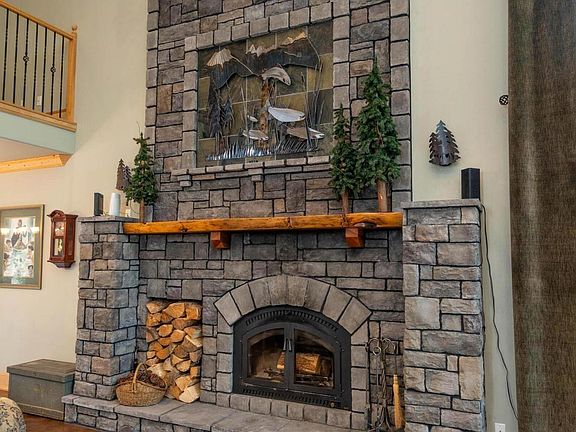 5th image of 52174 Foxtail Rd