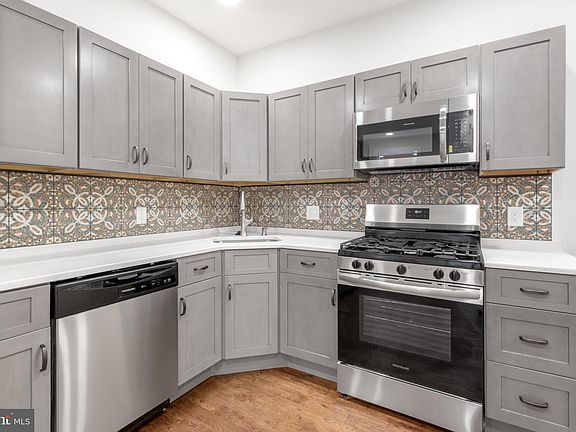 5th image of 1610 Swain St #1