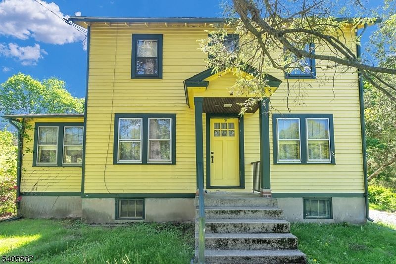 1st image of 37 White Hall Rd