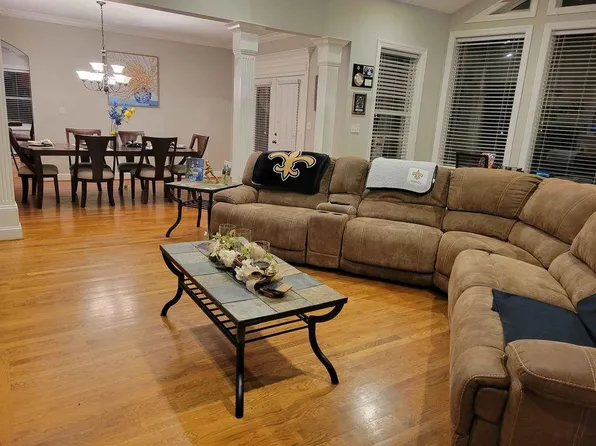 9095 Jade Lake Rd E, Pinson, AL 35126