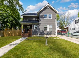 421 De Kalb St, Sandwich, IL 60548