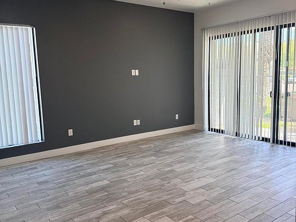 3rd image of 3900 N 30th St #1