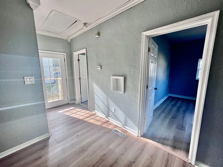 1600 Park Ave — Photo 18