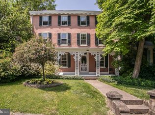 91 E State St APT 1, Doylestown, PA 18901