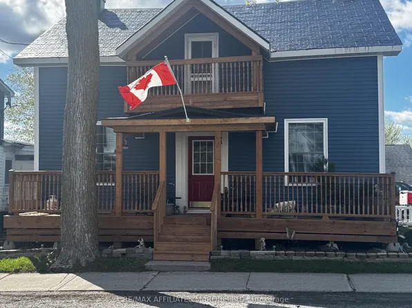 58 Kenyon St W, North Glengarry, ON K0C 1A0