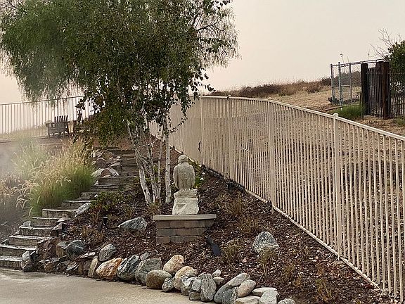 5th image of 695 Paseo Vis