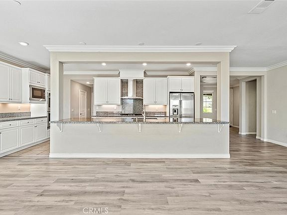 5th image of 45750 Bassett St