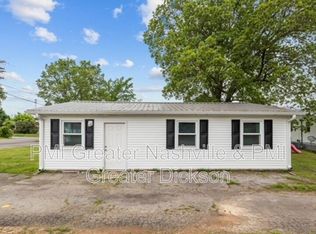 101 Dickson Ave APT 2, Dickson, TN 37055