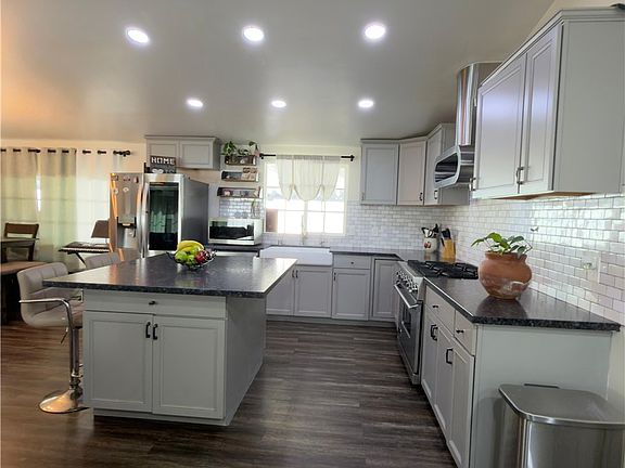 3rd image of 3524 E Avenue R Space 185