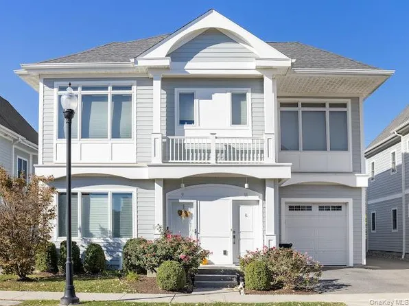 11 island point, Bronx, NY 10464