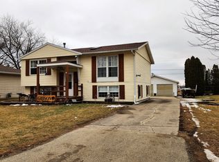 112 Birch St, Prophetstown, IL 61277