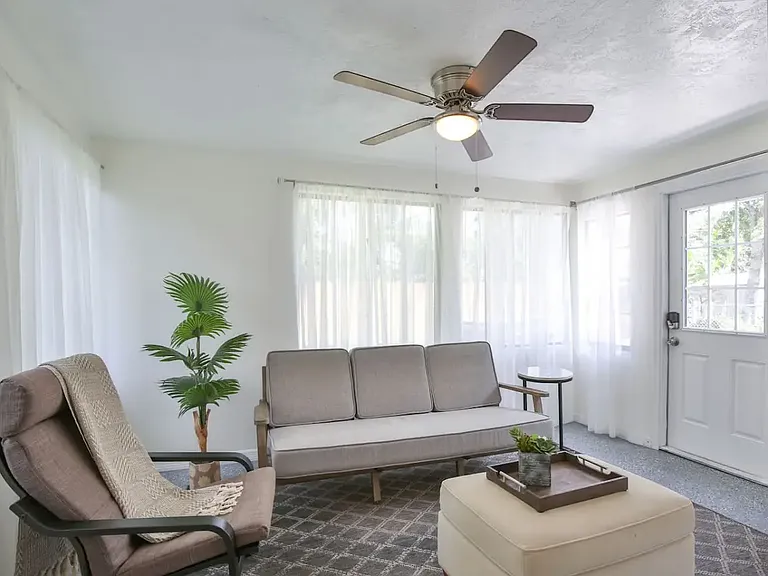 5622 S Lockwood Ridge Rd — Photo 5