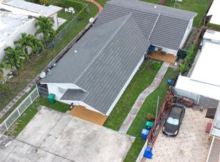 Orange Park, Miami, FL 33125