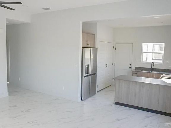 3rd image of 2905 Bravo Rd #D