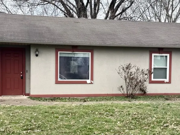 1175 Max Ct, Oak Grove, KY 42262