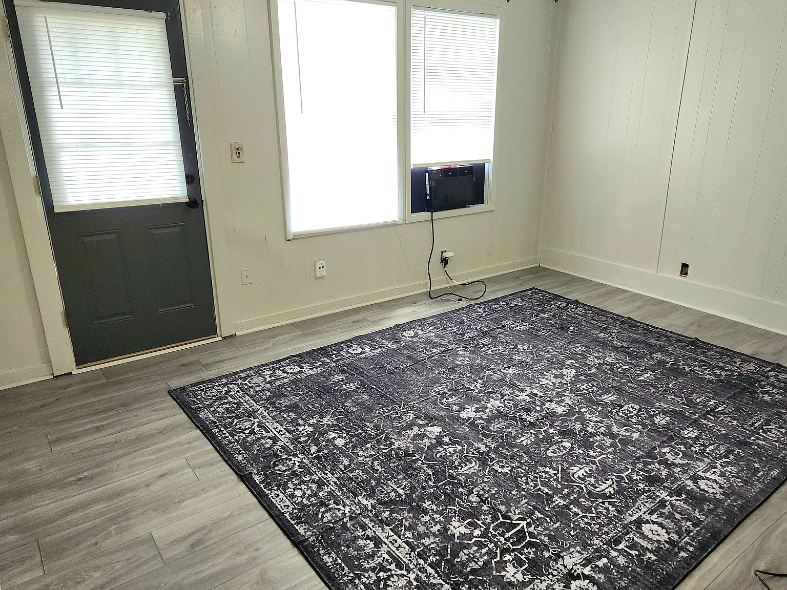 810 E Doddridge Ave — Photo 3