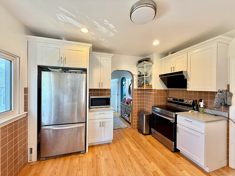 12 Medford Ter #2 — Photo 8
