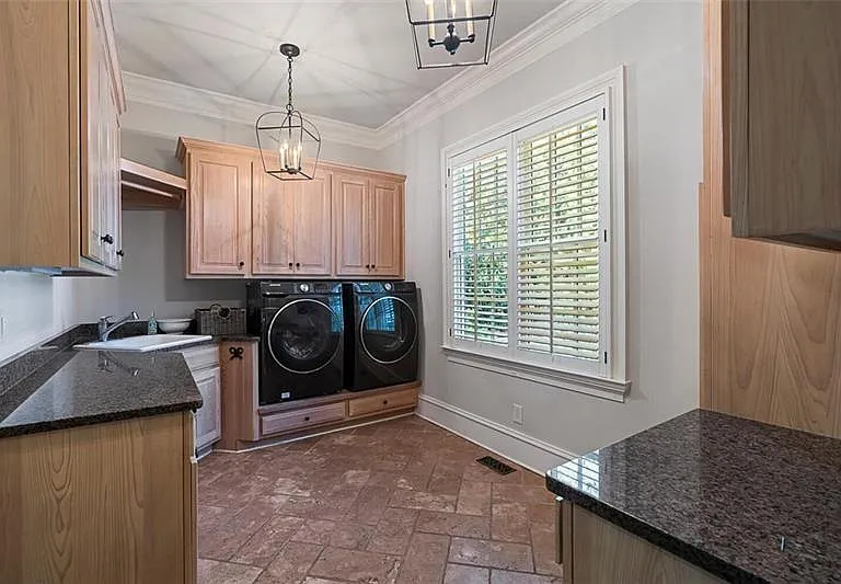 5000 Long Island Dr NW — Photo 30