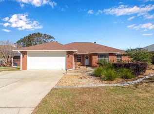 6710 Hallendale Dr, Pensacola, FL 32526