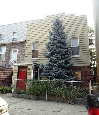 1st image of 3273 30th St