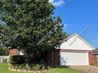 2360 Apple Blossom Ln, Conway, AR 72034