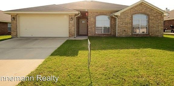 2nd image of 4304 Bally Dr