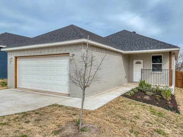 1320 Liberty St, Weatherford, TX 76086